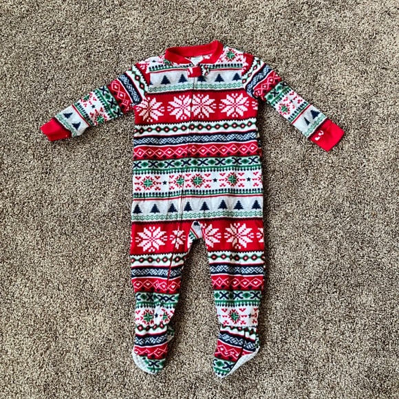 Carter's + 9-Piece Christmas/Holiday Pajama and Clothing Bundle, Size 18 Months - Picture 8 of 16